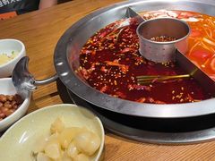-佬土鹅肠火锅(解放路店)