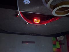 -K+全国连锁KTV(绿地缤纷天地店)