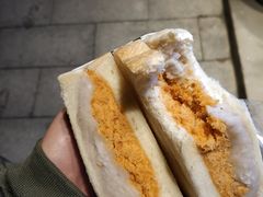 -沁屋面包店(人民东路店)