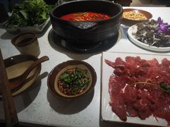 -贵府酸汤牛肉火锅·贵州老字号(飞山街店)