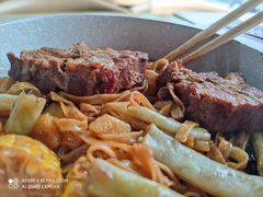 单人内蒙焖面-内蒙焖面大盆骨餐馆(山大路店)