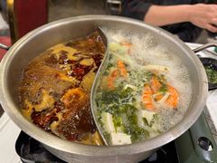 招牌锅底-活潑鲜跳(湖滨商业街店)