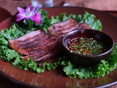 卡拉山火塘烧肉-花马天堂云南餐厅 Lost Heaven(外滩店)