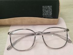 -宏宇眼镜蔡司依视路折扣店(兆佳眼镜城店)