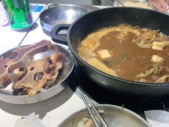 -运气牛自助酱大骨火锅(南京东路店)