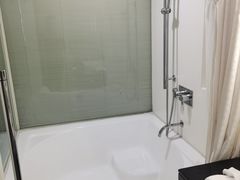 -上海浦东假日酒店