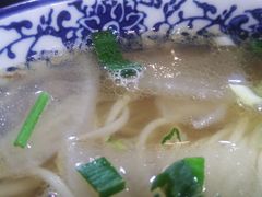 -陇上全荟兰州传统牛肉面(延吉路店)