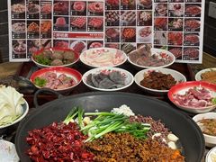 -沸炉重庆老火锅(军事博物馆店)