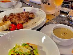 -MONICH牛排融合餐厅(和义大道购物中心店)