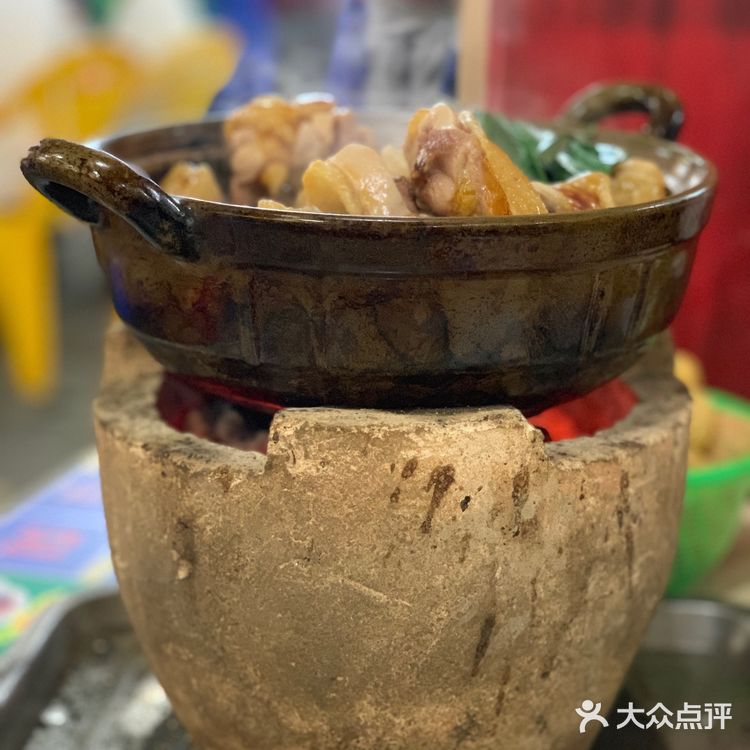 清远人气鸡煲!!