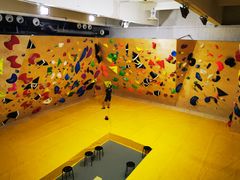 -问山MountQuest攀岩馆