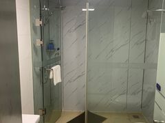 -怡莱精品酒店(苏州新区何山地铁站店)