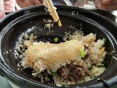 -容里煲仔饭(利丰北路店)