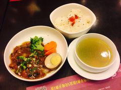 -康师傅私房牛肉面(马泉营奥莱店)