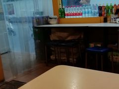 -烤鸭肉夹馍鸭汤店