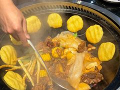 -袁小二大东北铁锅炖(吉祥村总部)