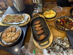 -老东镇啤酒屋海鲜加工·蒸汽海鲜·海鲜烧烤(台东店)