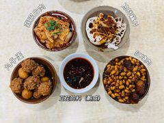 -董哥山城碗碗香(美专校街店)