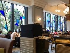 -港丽餐厅(高德置地店)