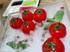 番茄脆菇沙拉-小大董·烤鸭(凤凰汇店)