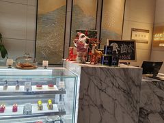 -大堂吧·雪茄吧·威士忌·下午茶(深圳机场希尔顿逸林酒店)