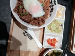 -熊吞·大碗丼烧肉饭(西市场嘉华店)