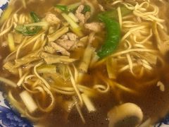 -阿扁杭州面(苗圃店)
