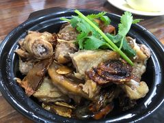 -亚忠小吃店(曾厝垵店)