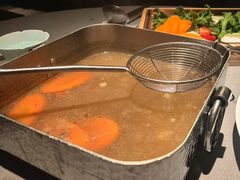 -左庭右院鲜牛肉火锅黑金店(陆家嘴中心店)