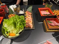 -山川小町·极番烧肉(新地假日广场店)