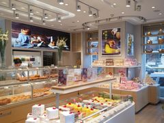 面包甜点陈列柜-好利来(亦庄国融店)