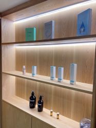 -摩睫+皮肤管理·科学美容中心