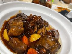 精品红烧牛尾-紫光园·烤鸭(吕家营店)