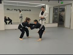 -EFL巴西柔术·综合格斗·泰拳·少儿体能训练(虹桥德必馆)
