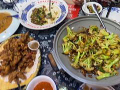 -旺角小渔村·海肠捞饭开创者(环山路店)
