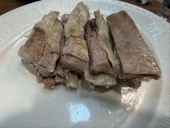 手抓羊肋条肉-贯贯吉·清真餐厅(浙江中路店)