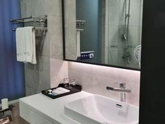 -海悦酒店(白石洲地铁站世界之窗店)