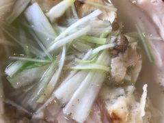 -金卯白肉罩火烧