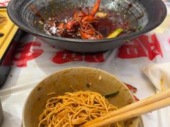 -肥肥虾庄·金牌油焖大虾(汉口城市广场店)