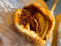 -老鼓楼麻辣烫夹馍