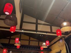 -富正毅三下锅·湘西韵味(天门山索道店)