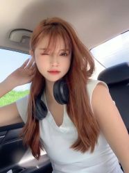 -V8潮牌·接发烫染连锁