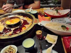 -一斗火锅·招财羊毛肚(泰吉滨江店)