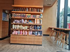 -星巴克(珠海摩尔百货店)