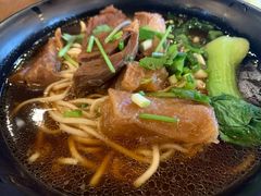 半筋半肉面-李先生牛肉面大王(上海站南广场店)
