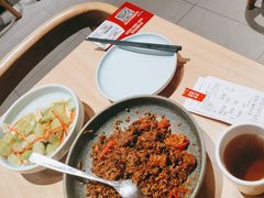 状元烤肉炒饭-宏状元现熬粥·京味菜(三里河店)