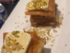 -Efes Turkish & Mediterranean Cuisine 艾菲斯餐厅(陆家嘴店)
