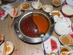-彤德莱火锅(果园路店)