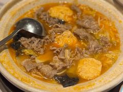 番茄酸汤豆卜煮肥牛-小炳胜(卓悦中心店)