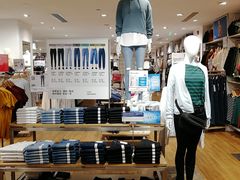 -优衣库(哈尔滨中央大街店)